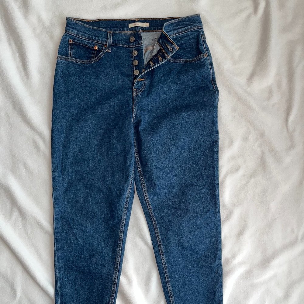 Levi Mom Jean